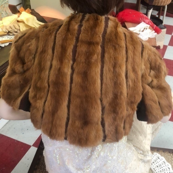 Vintage 1920’s Fur Mini Half Jacket Brown Walton - Picture 3 of 6